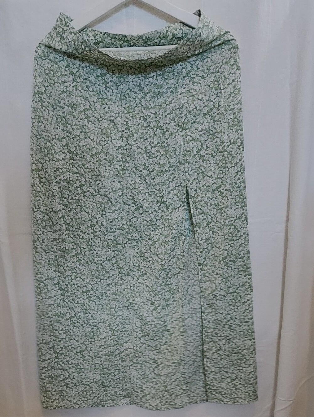SHEIN Green Floral Pattern Midi Skirt with Side Slit